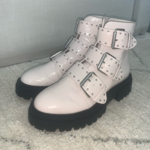 White brand new boots from Steven - Steve Madden - Picture 3 of 3